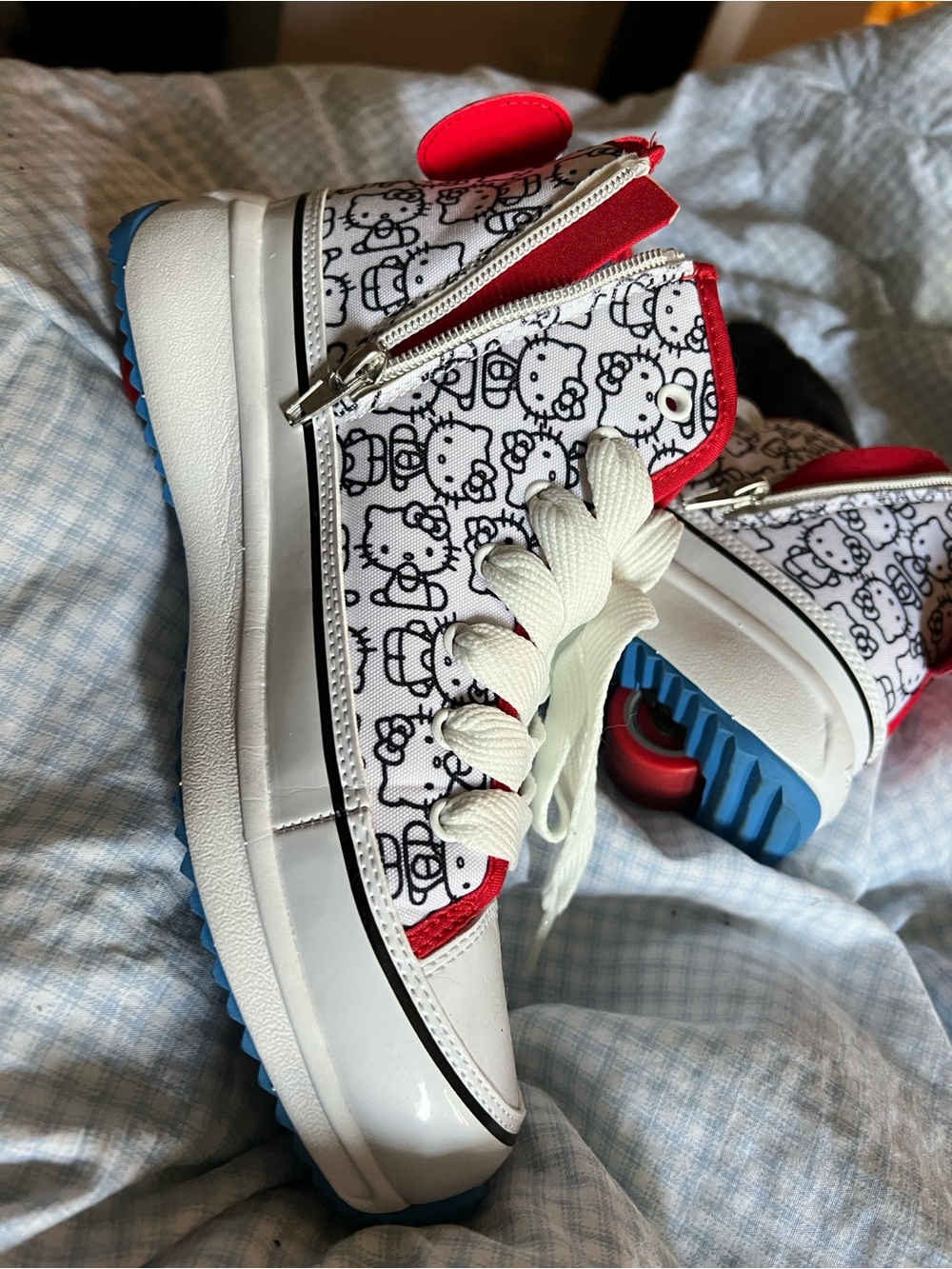 Adult women Hello Kitty heelys